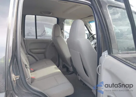 2005 Jeep Liberty Renegade from USA, damaged, VIN 1J4GL38K45W563709